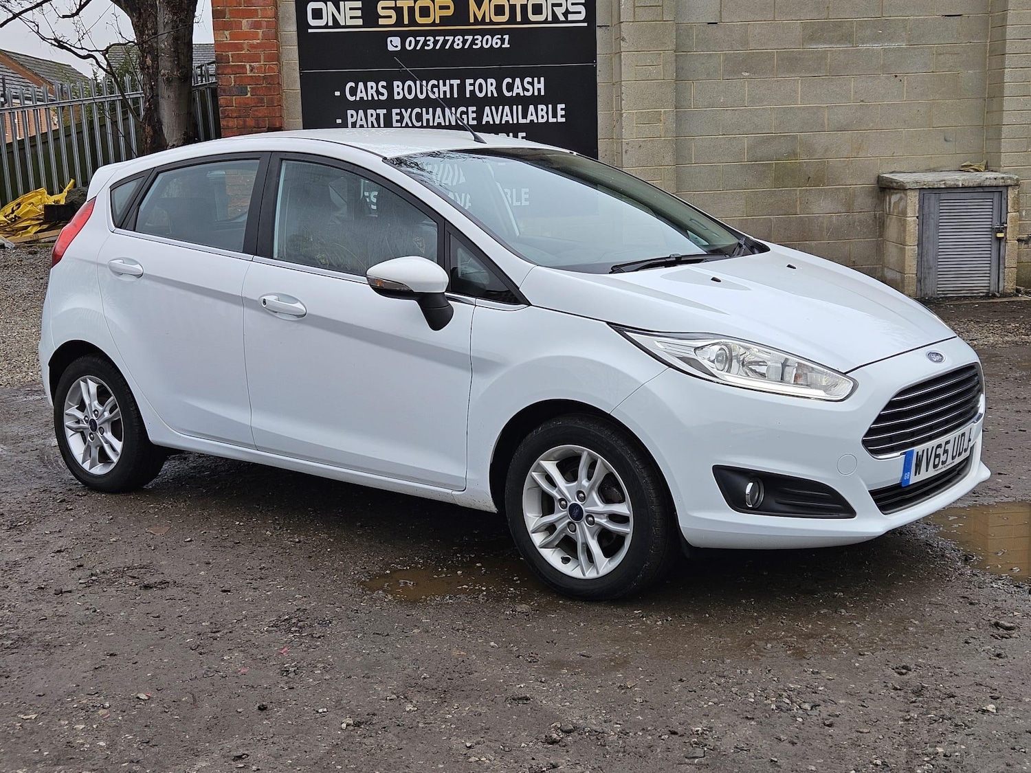 Used Ford Fiesta 2015 for sale - 77611835: Photo 17