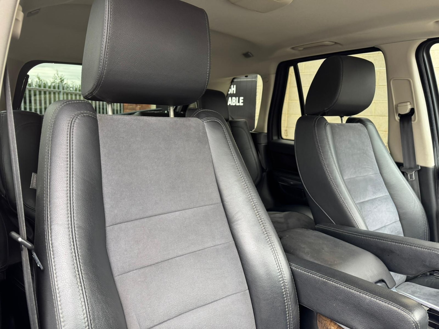 Used Land Rover Range Rover Sport 2010 for sale - 77784237: Photo 25