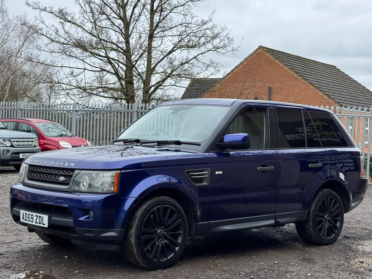 Used Land Rover Range Rover Sport 2010 for sale - 77784237: Photo 3