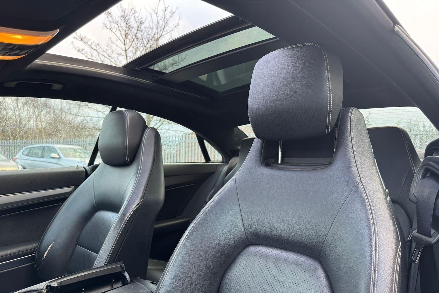 Used Mercedes-Benz E Class 2011 for sale - 77908820: Photo 18