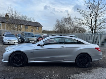 Used Mercedes-Benz E Class 2011 for sale - 77908820: Photo