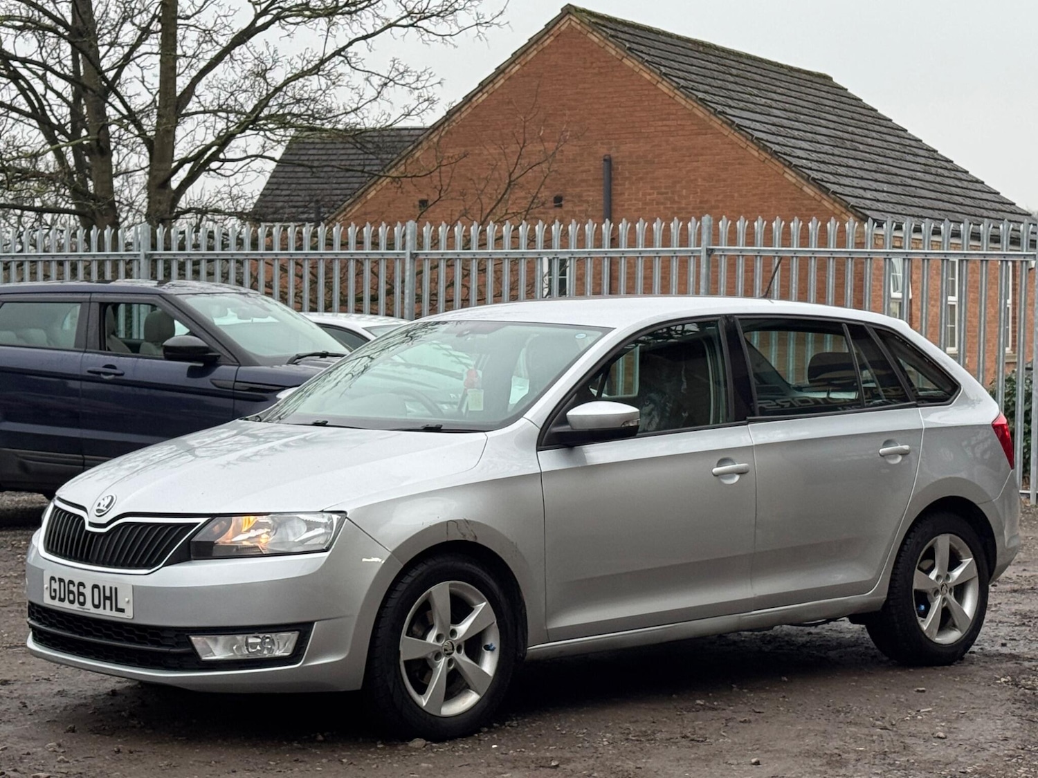 Used Skoda Rapid Spaceback 2017 for sale - 77345644: Photo 3