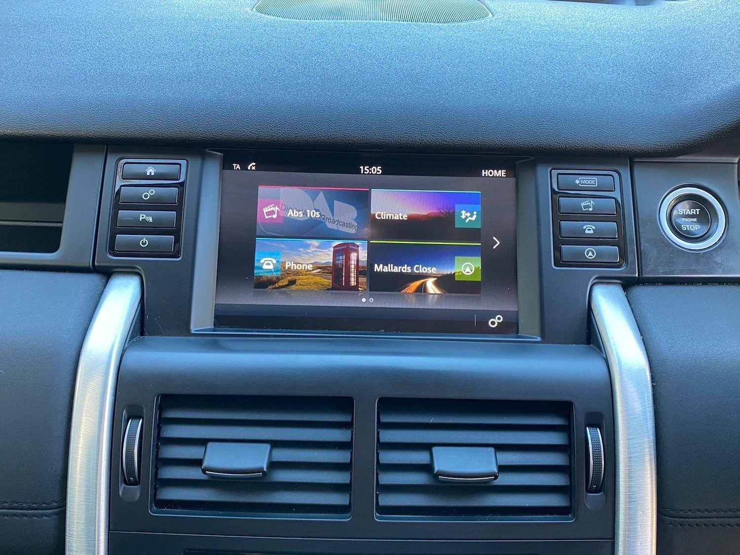 Used Land Rover Discovery Sport 2017 for sale - 76446573: Photo 11