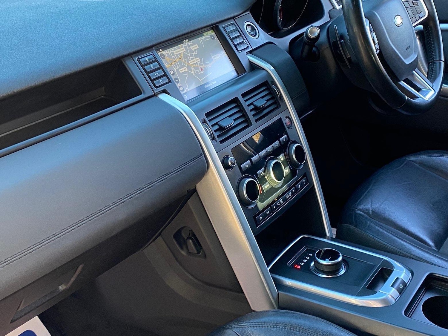 Used Land Rover Discovery Sport 2017 for sale - 76446573: Photo 29