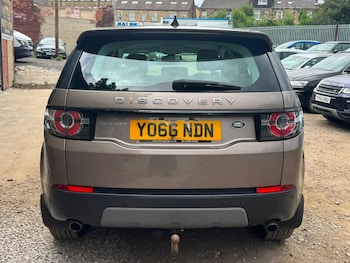 Used Land Rover Discovery Sport 2016 for sale - 79337066: Photo