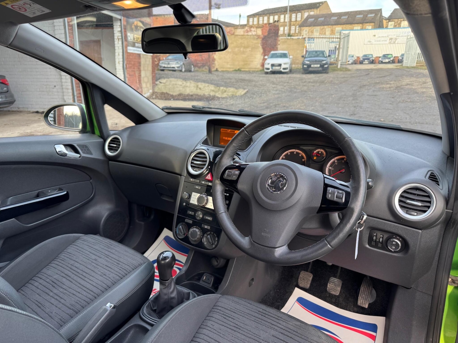 Used Vauxhall Corsa 2014 for sale - 77585760: Photo 5