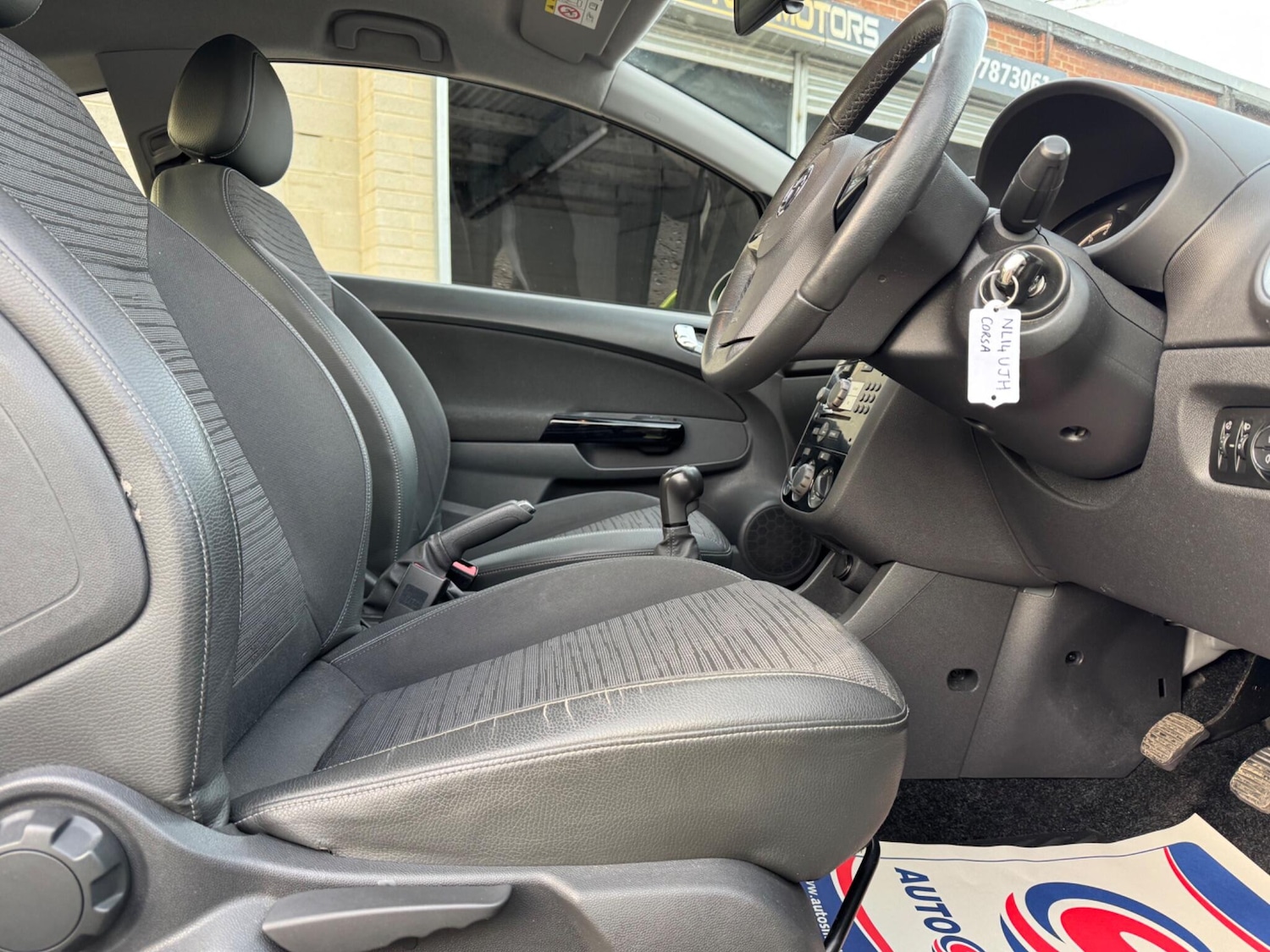 Used Vauxhall Corsa 2014 for sale - 77585760: Photo 6