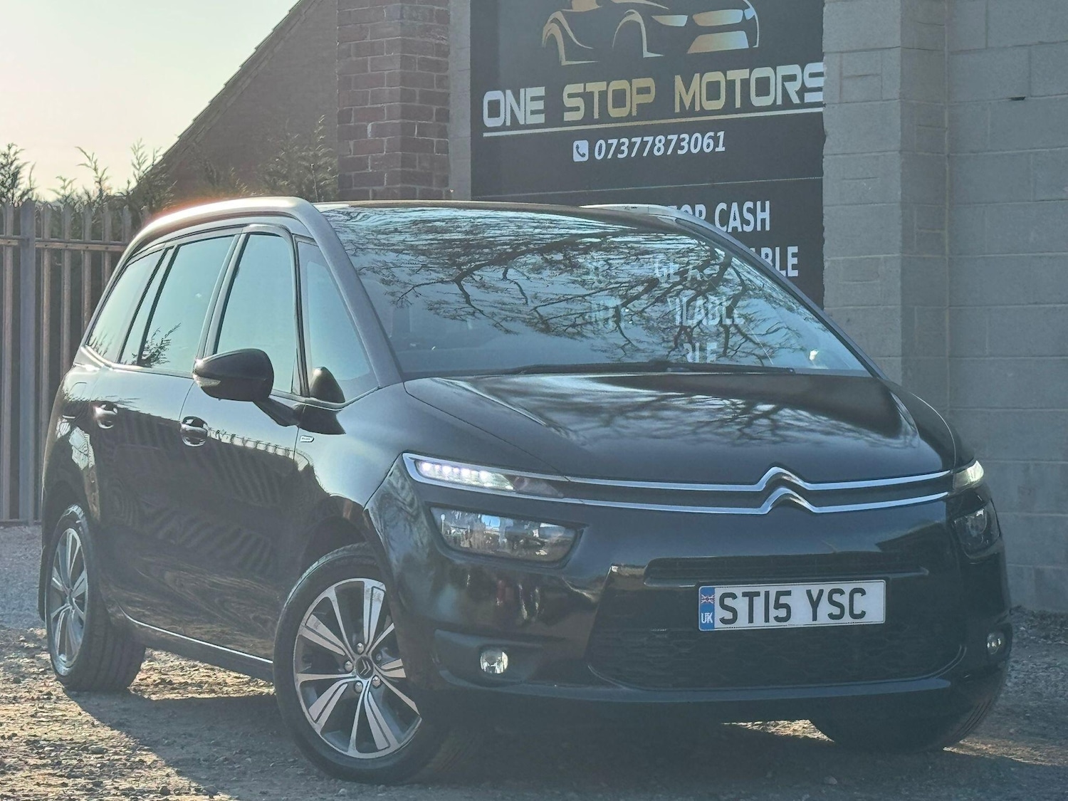 Used Citroen Grand C4 Picasso 2015 for sale - 77753782: Photo 1