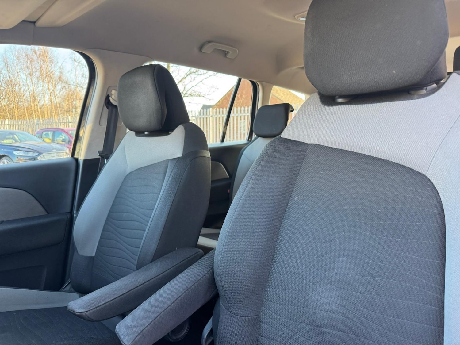 Used Citroen Grand C4 Picasso 2015 for sale - 77753782: Photo 24