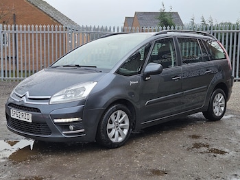 Used Citroen Grand C4 Picasso 2012 for sale - 77611699: Photo