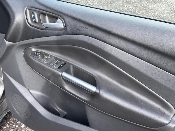 Used Ford Kuga 2015 for sale - 76283405: Photo 15