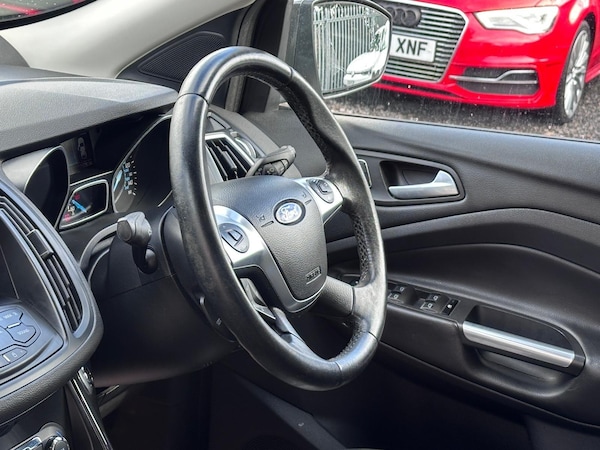 Used Ford Kuga 2015 for sale - 76283405: Photo 22