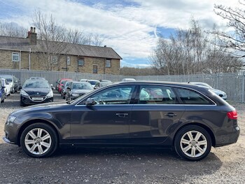 Used Audi A4 Avant 2011 for sale - 77724175: Photo