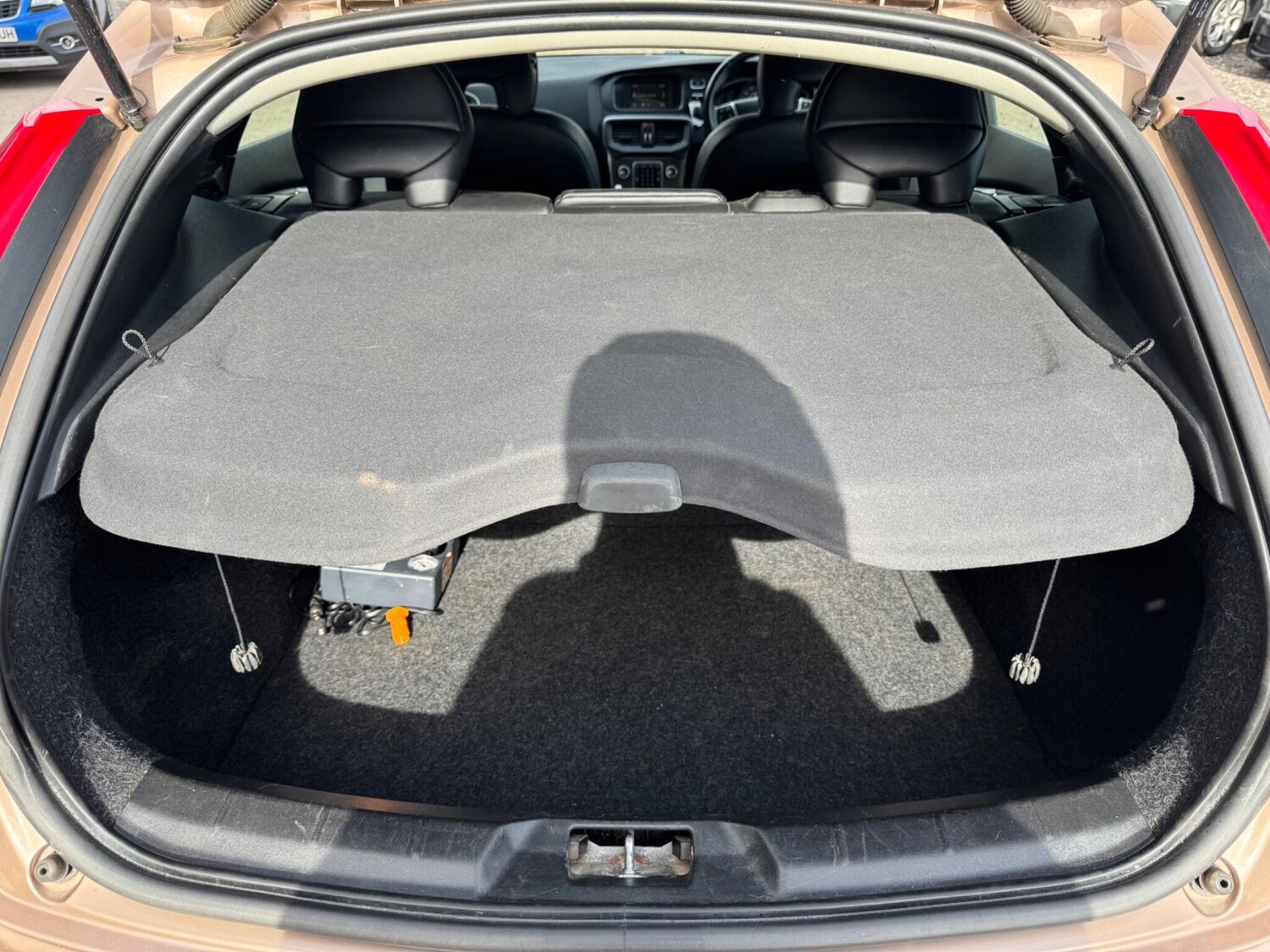 Used Volvo V40 Cross Country for sale - 78214375: Photo 11