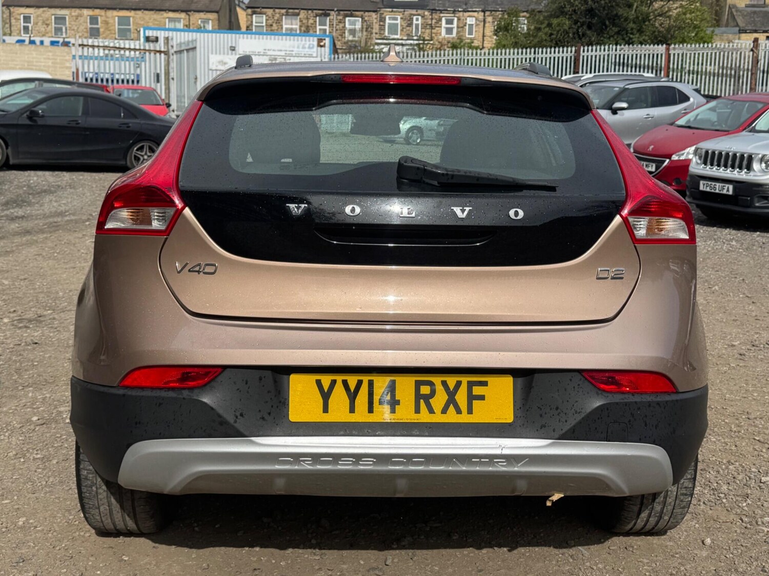 Used Volvo V40 Cross Country for sale - 78214375: Photo 14