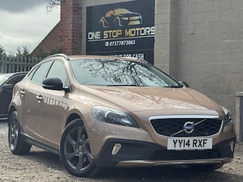 Used Volvo V40 Cross Country 2014 for sale - 78214375: Photo