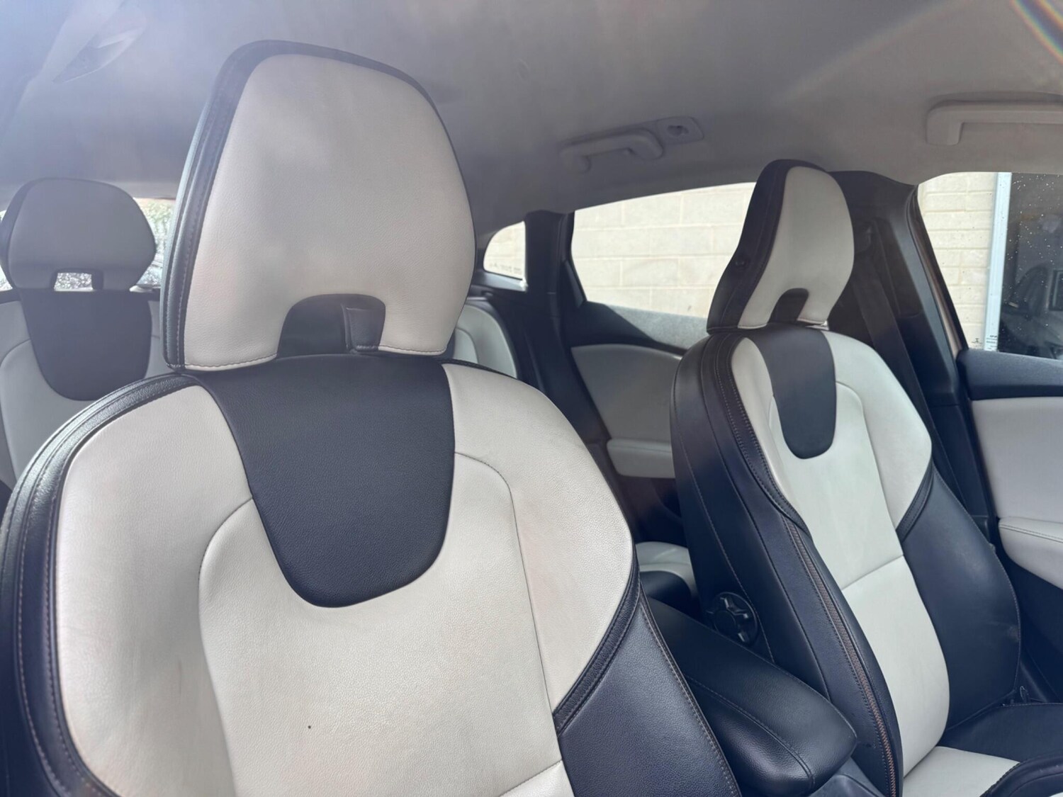 Used Volvo V40 Cross Country for sale - 78214375: Photo 8