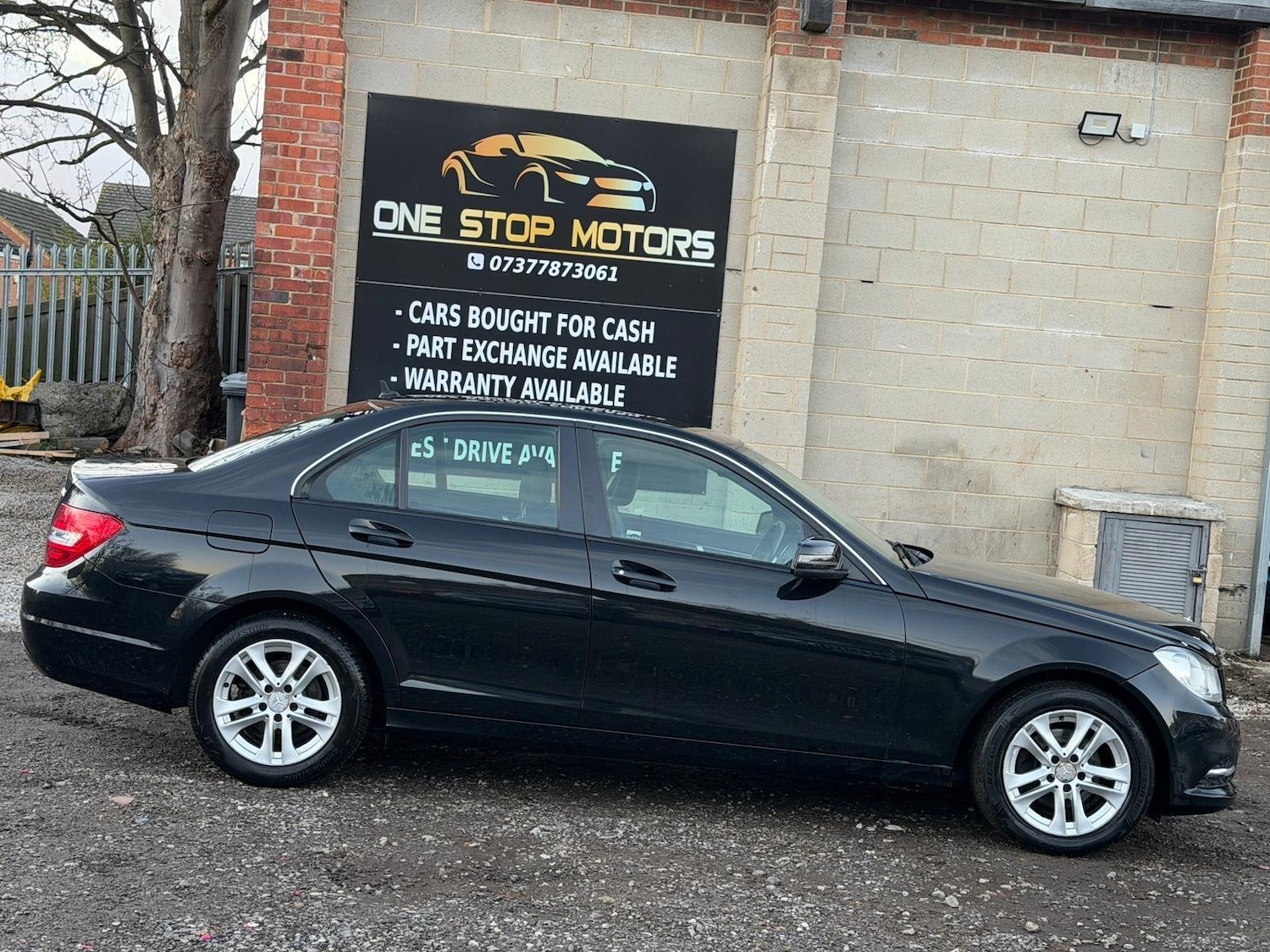 Used Mercedes-Benz C Class 2013 for sale - 77016478: Photo 25