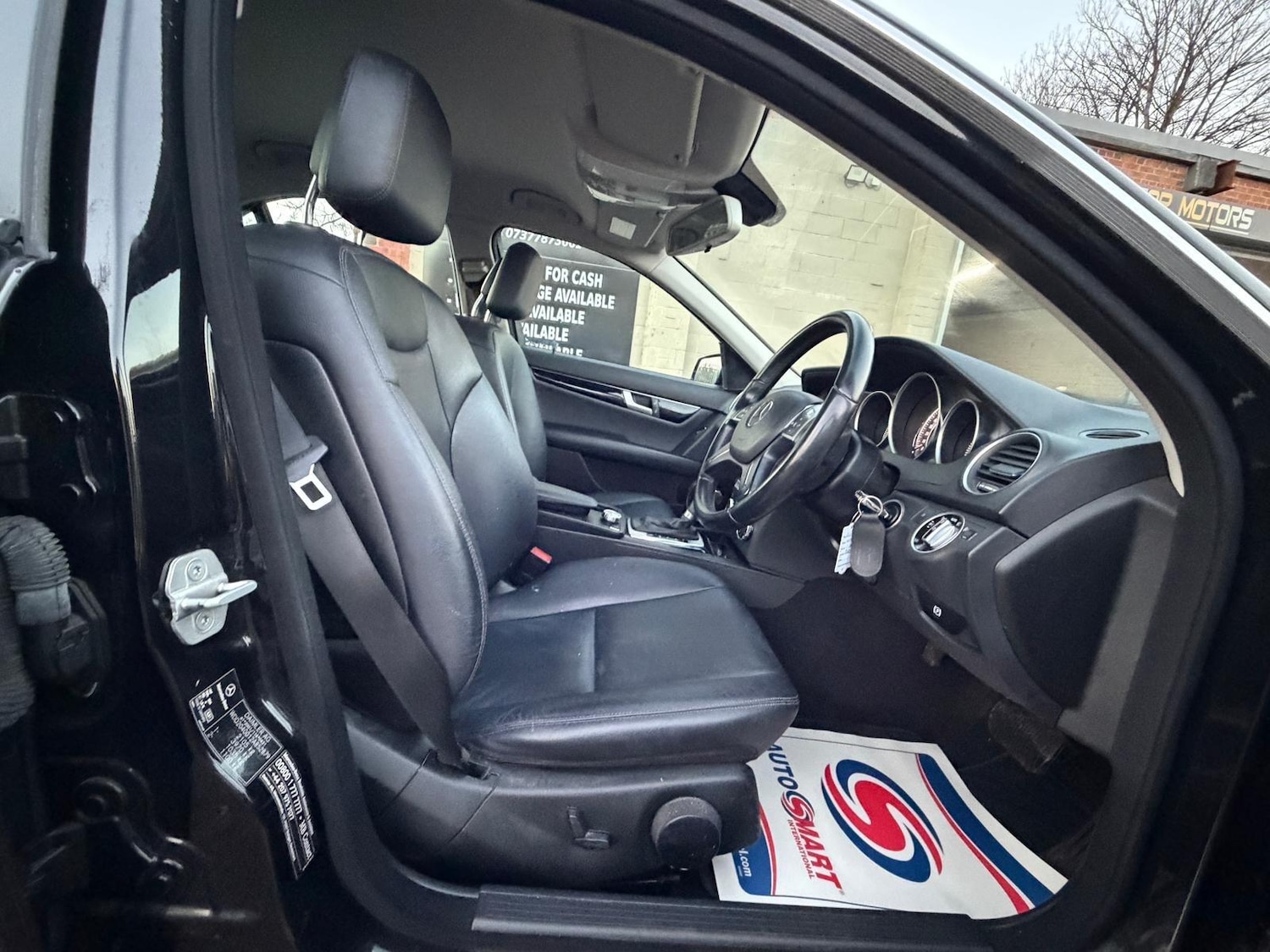 Used Mercedes-Benz C Class 2013 for sale - 77016478: Photo 7