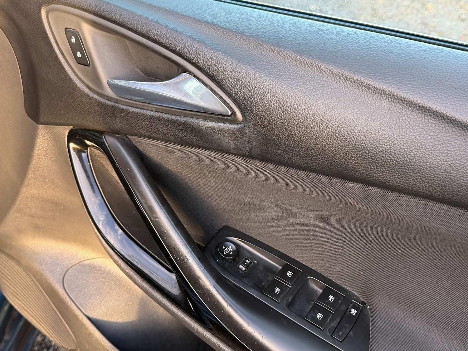 Used Vauxhall Astra 2017 for sale - 77119587: Photo 11