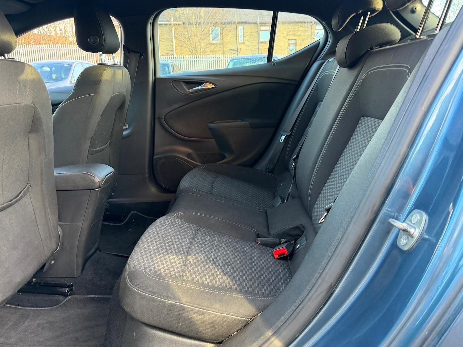 Used Vauxhall Astra 2017 for sale - 77119587: Photo 8