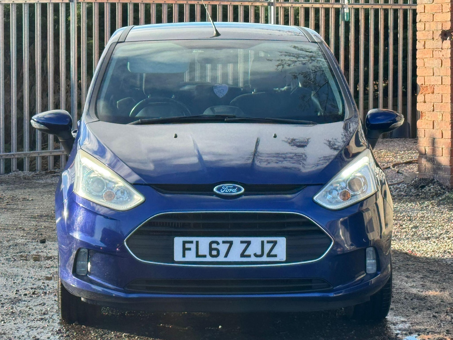 Used Ford B-MAX 2017 for sale - 77131590: Photo 2