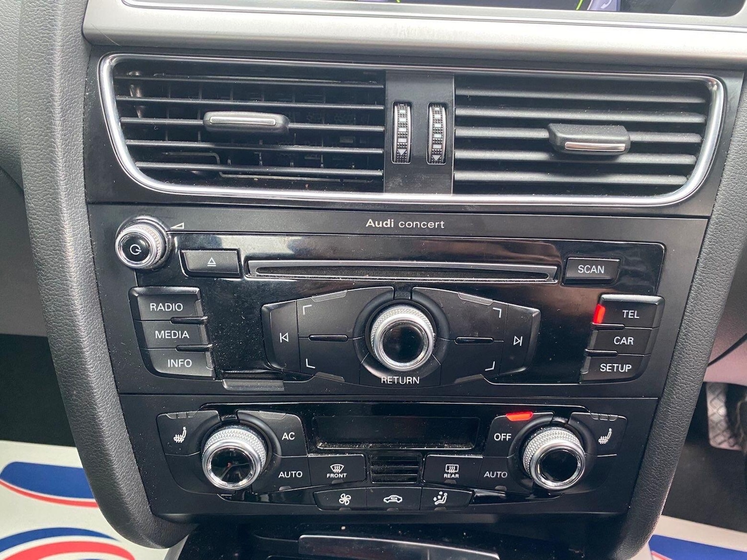 Used Audi A5 Cabriolet 2012 for sale - 76381280: Photo 12