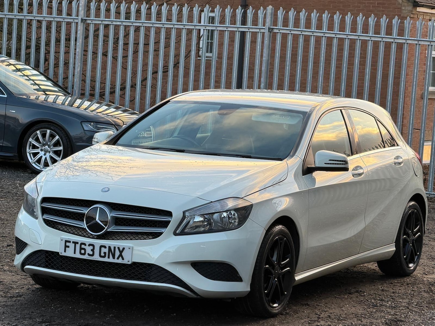 Used Mercedes-Benz A-Class for sale - 76701266: Photo 2