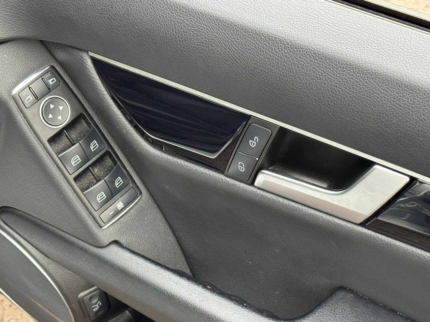 Used Mercedes-Benz C Class 2013 for sale - 77306318: Photo 17