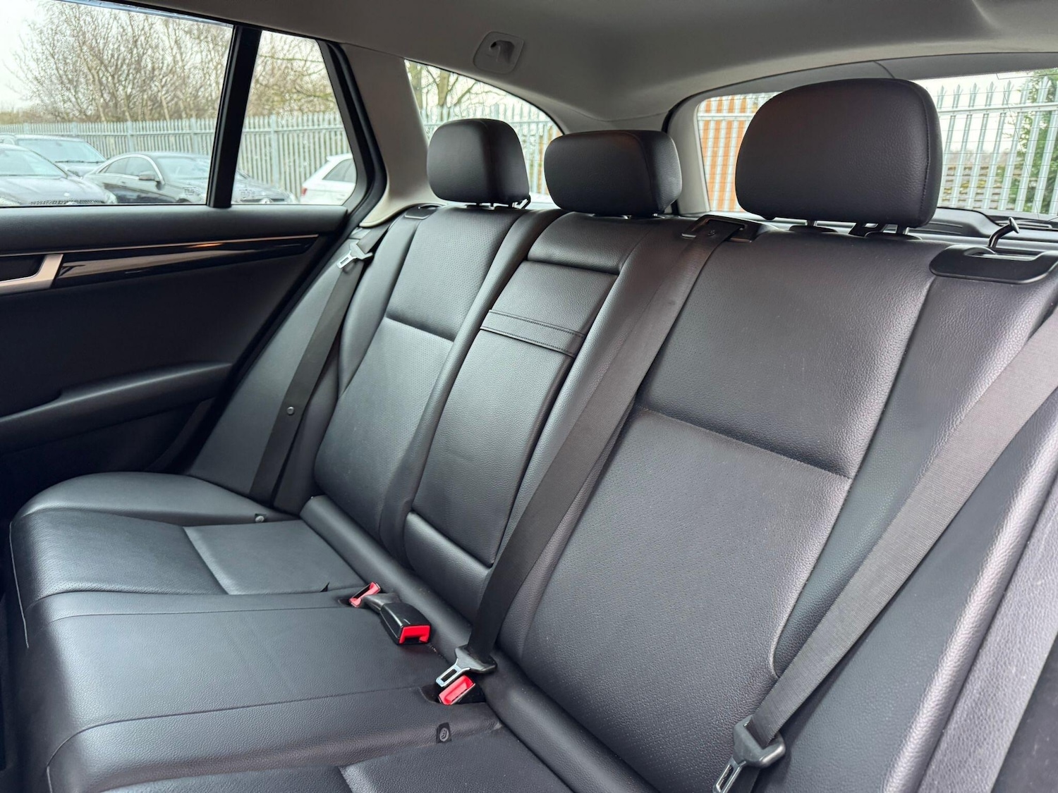 Used Mercedes-Benz C Class 2013 for sale - 77306318: Photo 20