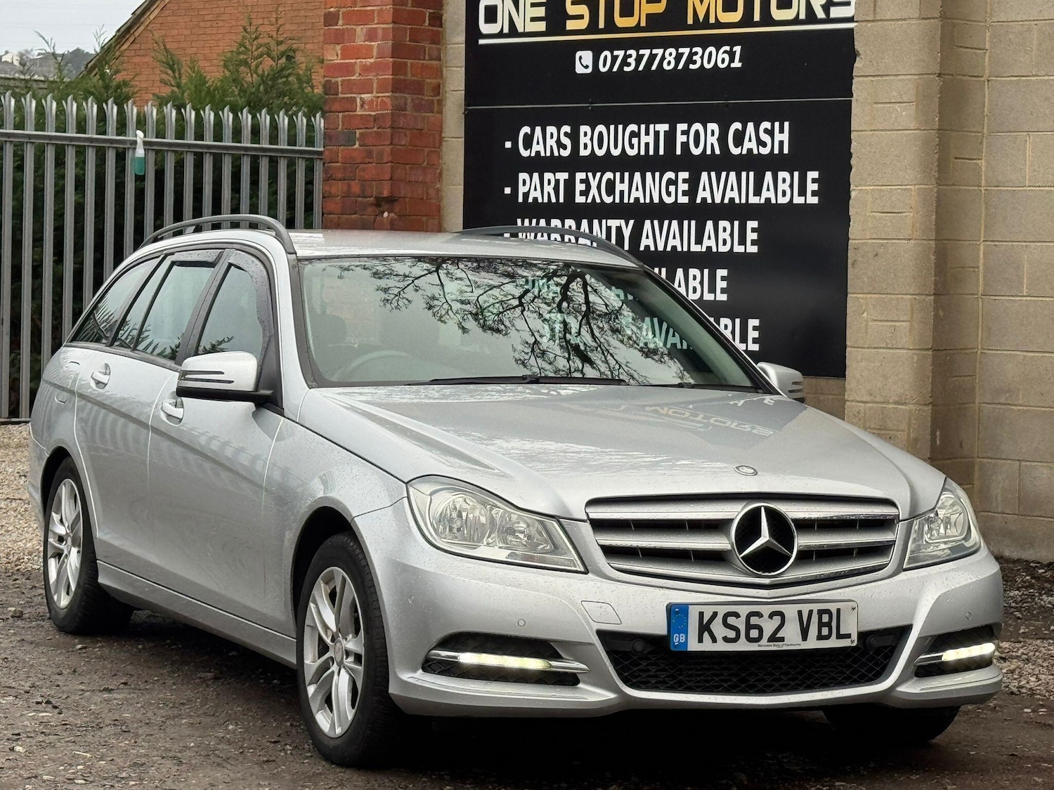 Used Mercedes-Benz C Class 2013 for sale - 77306318: Photo 26