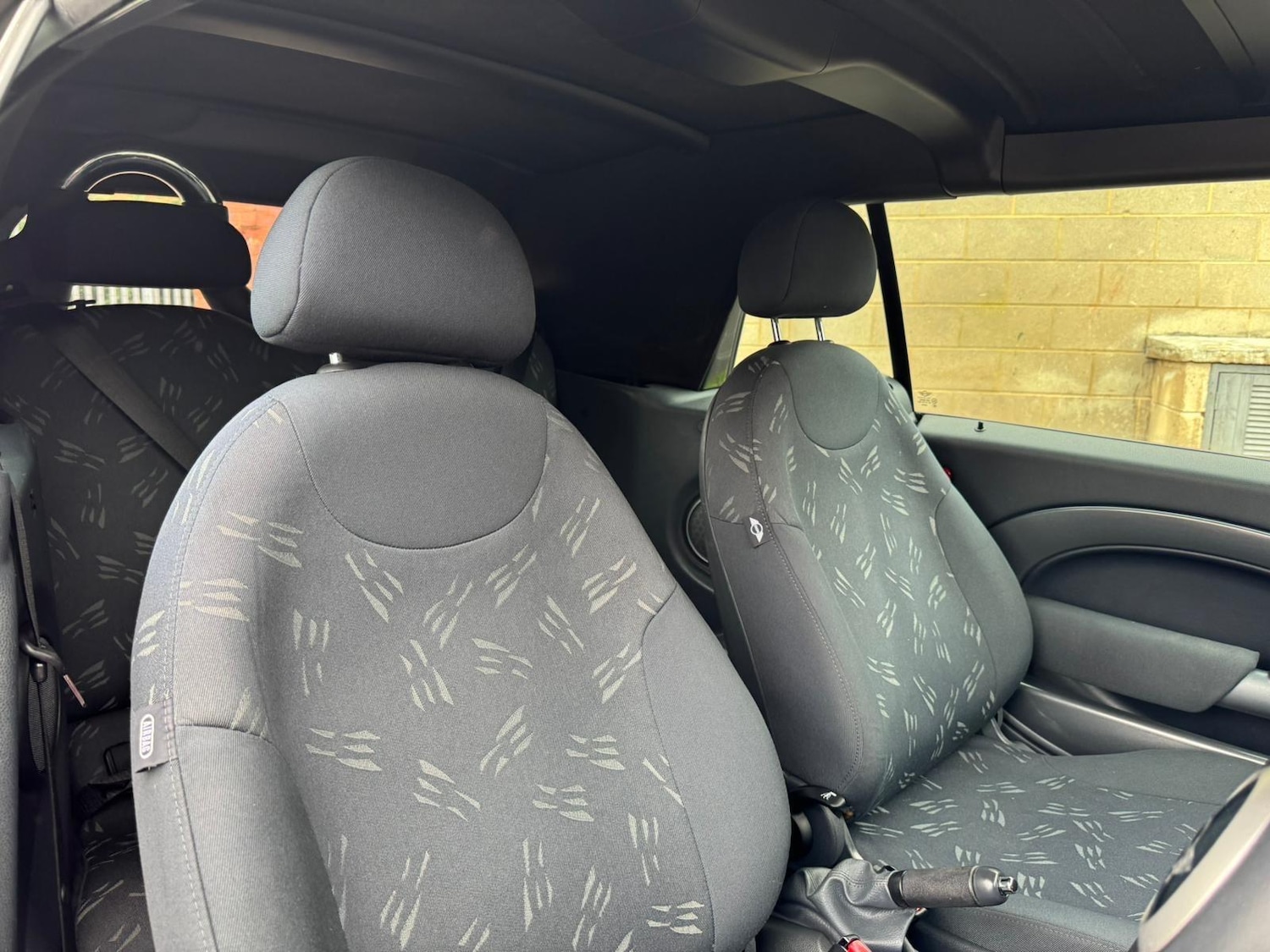 Used MINI Convertible 2007 for sale - 77523828: Photo 17