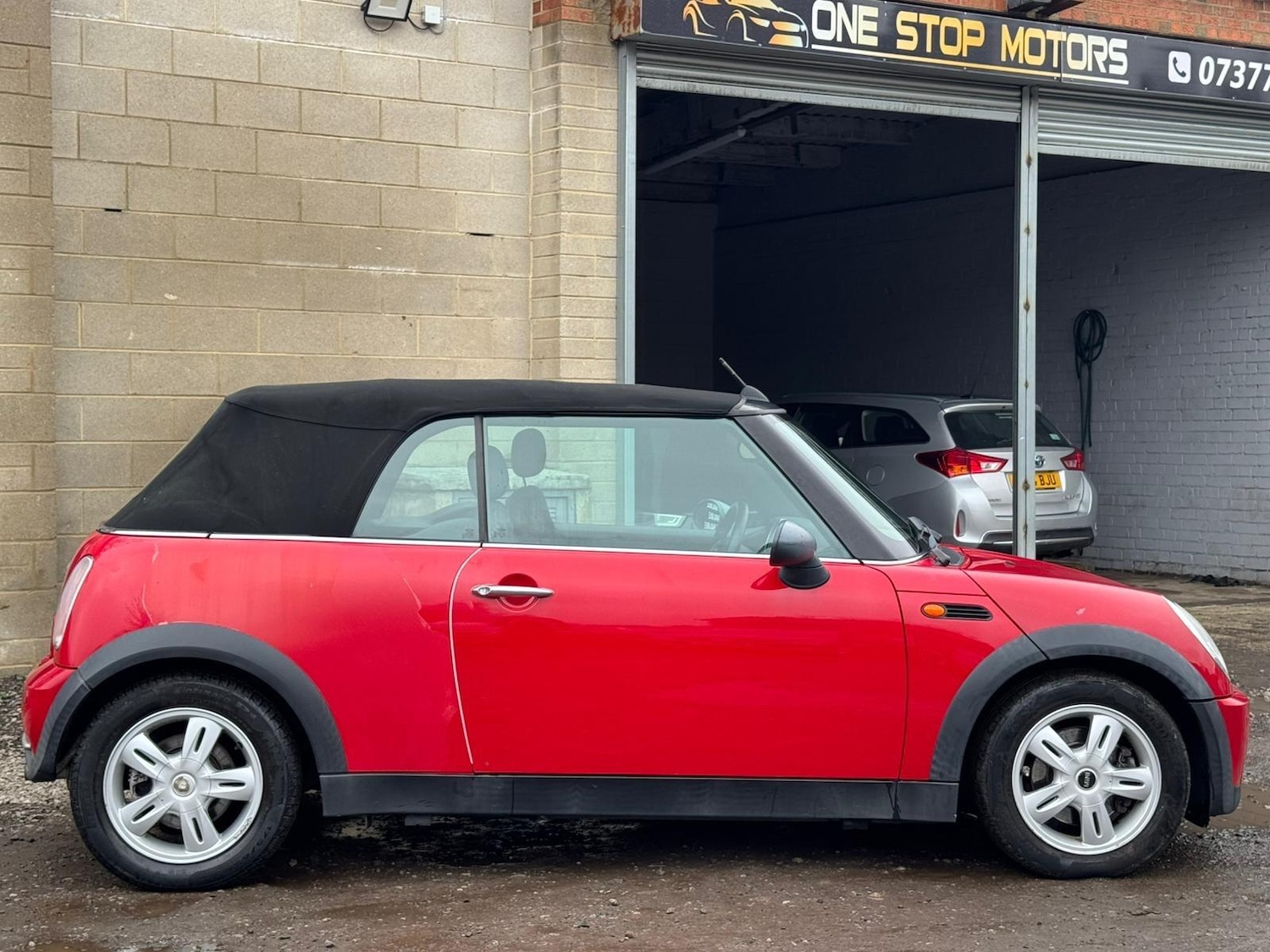Used MINI Convertible 2007 for sale - 77523828: Photo 18