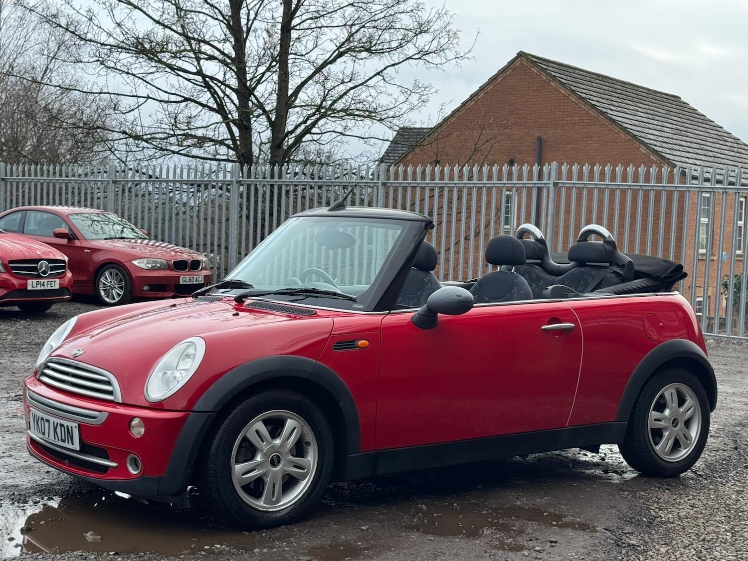 Used MINI Convertible 2007 for sale - 77523828: Photo 2