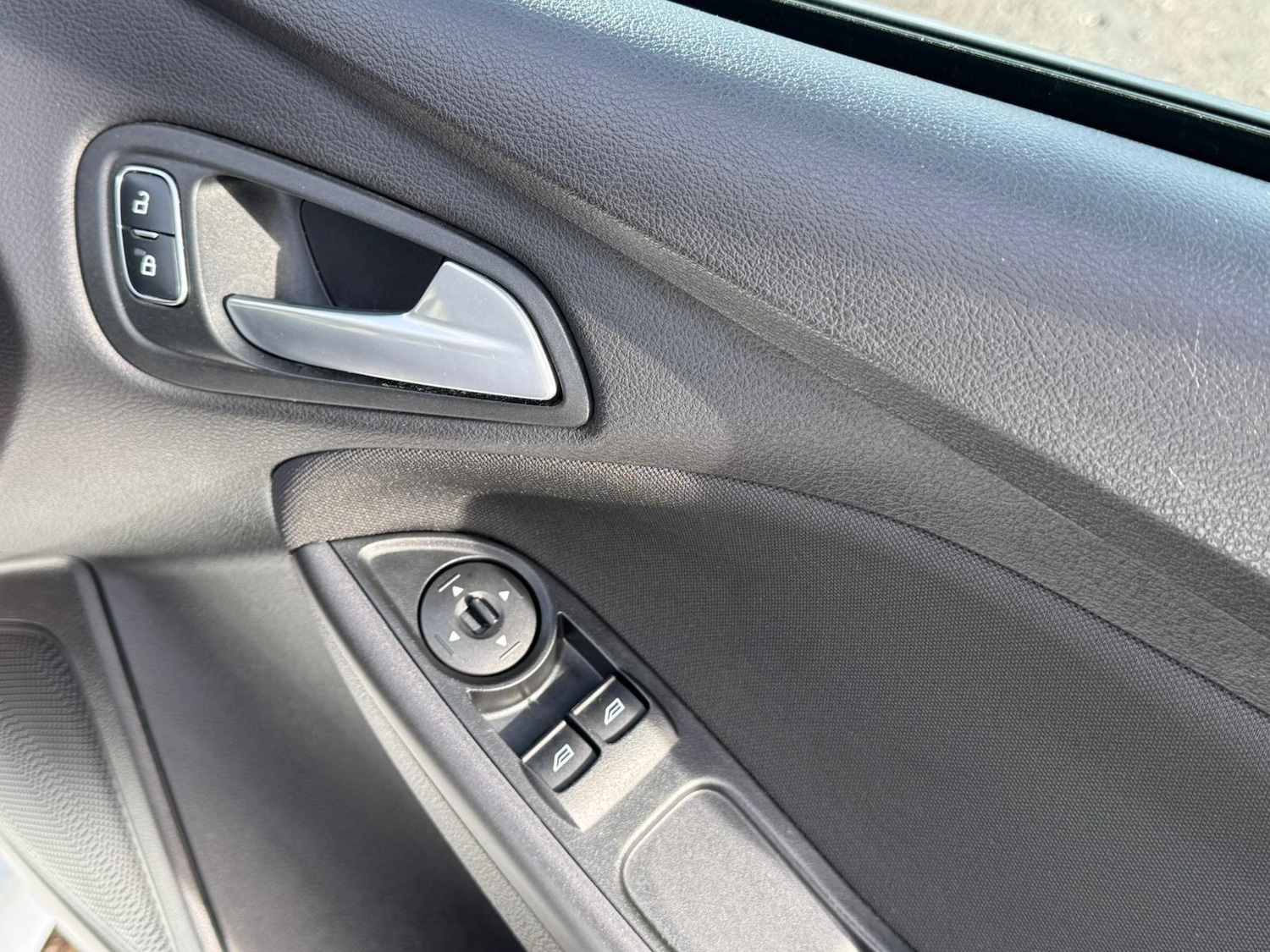 Used Ford Focus for sale - 77586631: Photo 24