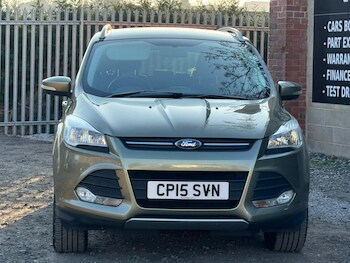 Used Ford Kuga 2015 for sale - 77752840: Photo