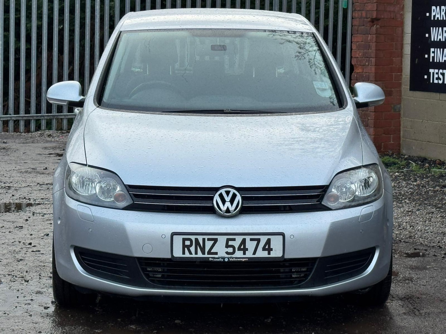 Used Volkswagen Golf Plus 2012 for sale - 77549452: Photo 2