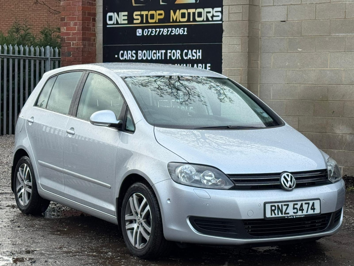Used Volkswagen Golf Plus 2012 for sale - 77549452: Photo 4