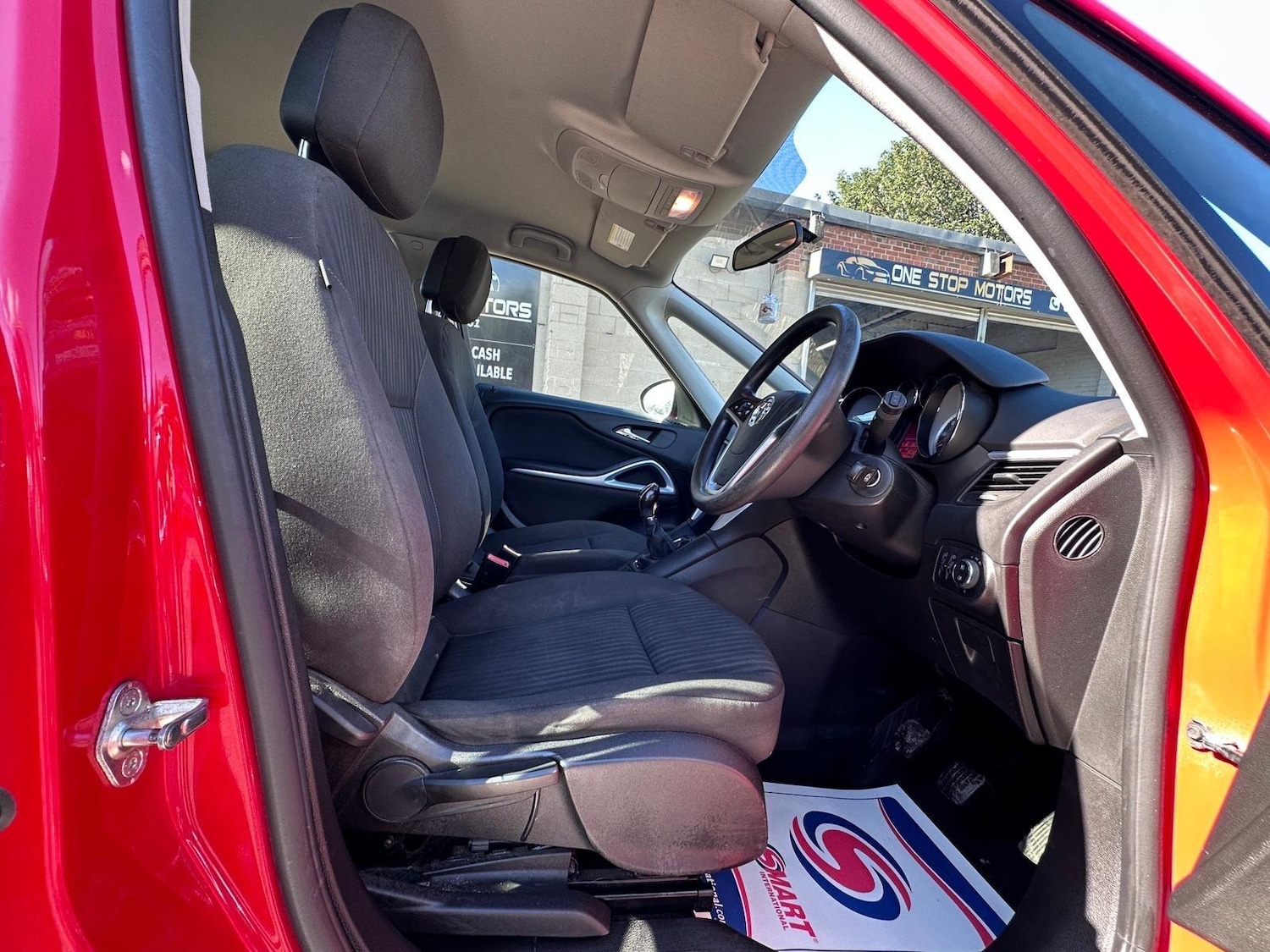 Used Vauxhall Zafira Tourer 2015 for sale - 76032133: Photo 14