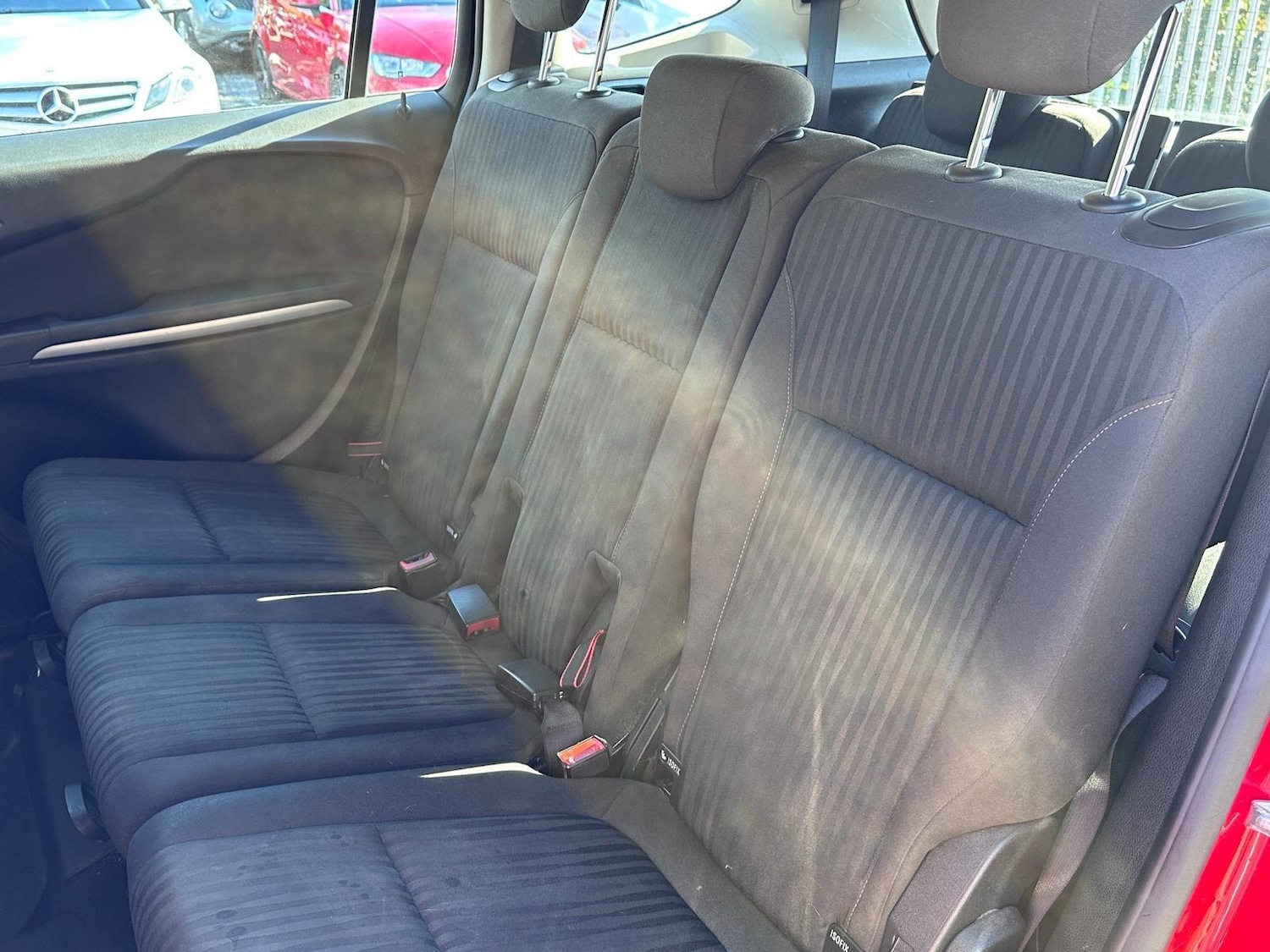 Used Vauxhall Zafira Tourer 2015 for sale - 76032133: Photo 16