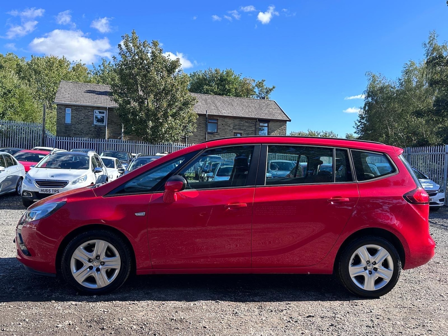 Used Vauxhall Zafira Tourer 2015 for sale - 76032133: Photo 18