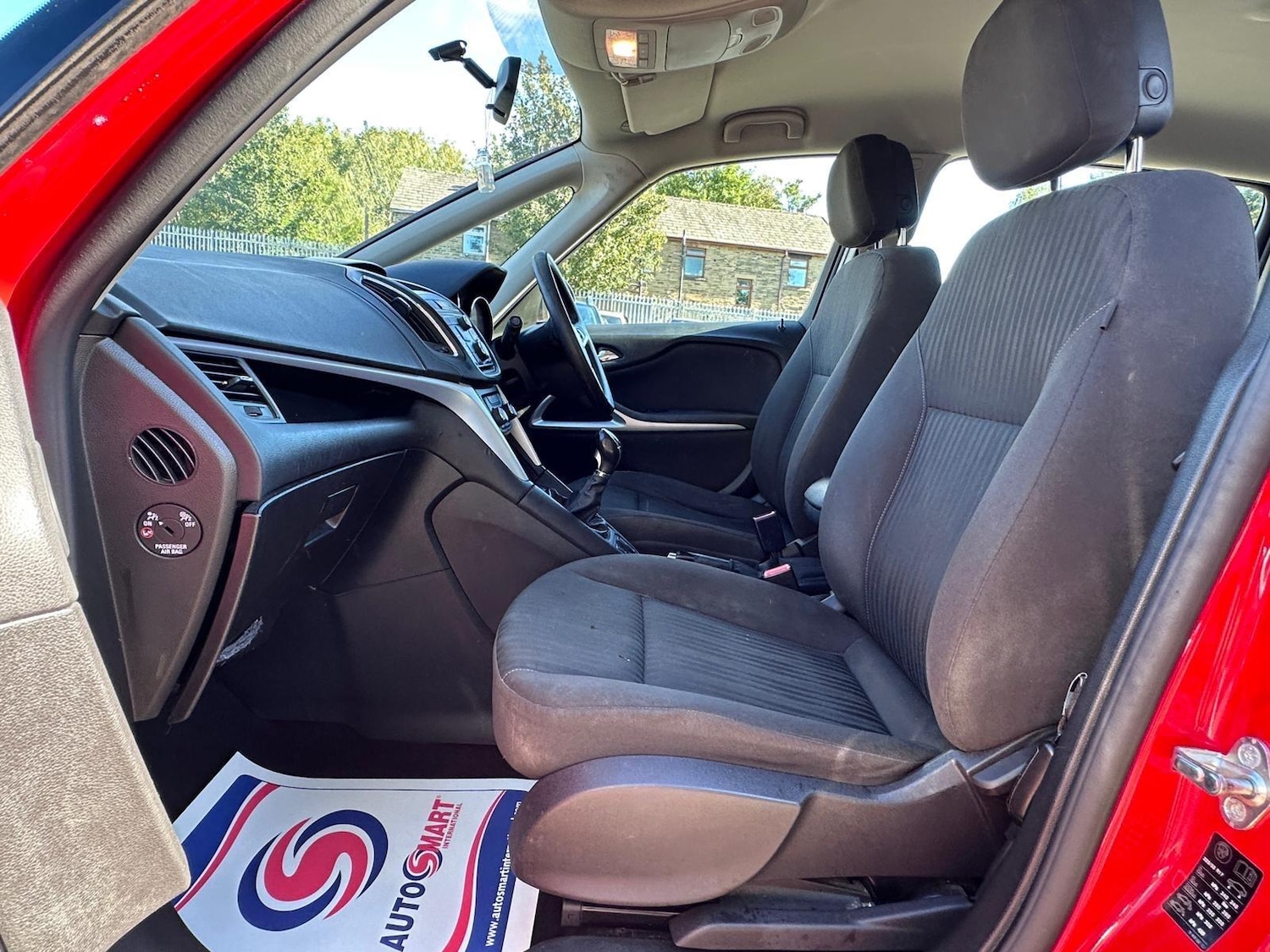 Used Vauxhall Zafira Tourer 2015 for sale - 76032133: Photo 6
