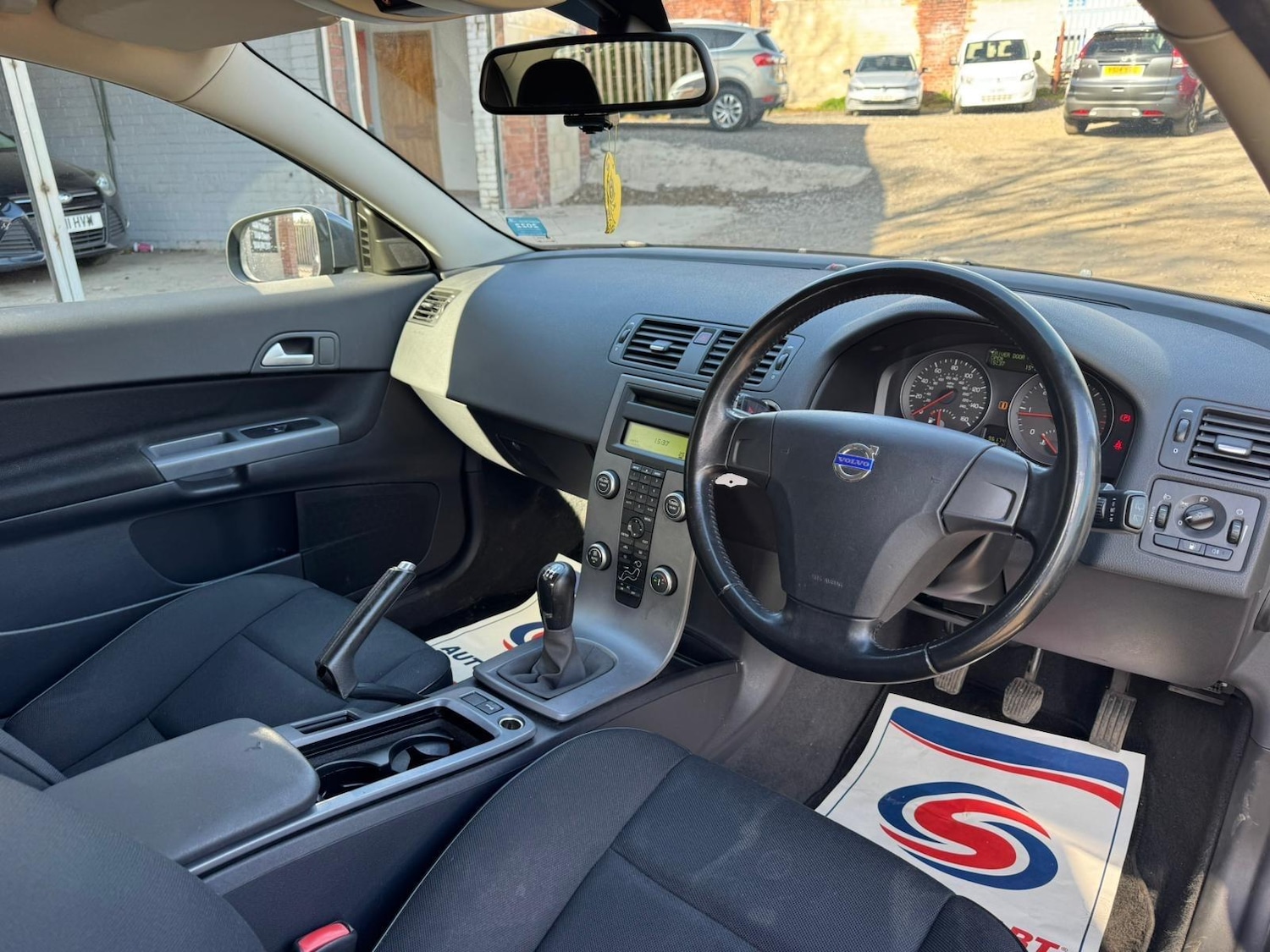 Used Volvo C30 2009 for sale - 78205351: Photo 15