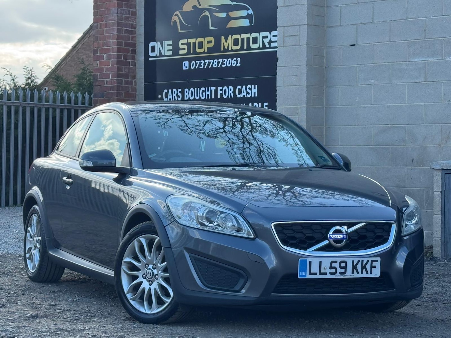 Used Volvo C30 2009 for sale - 78205351: Photo 19