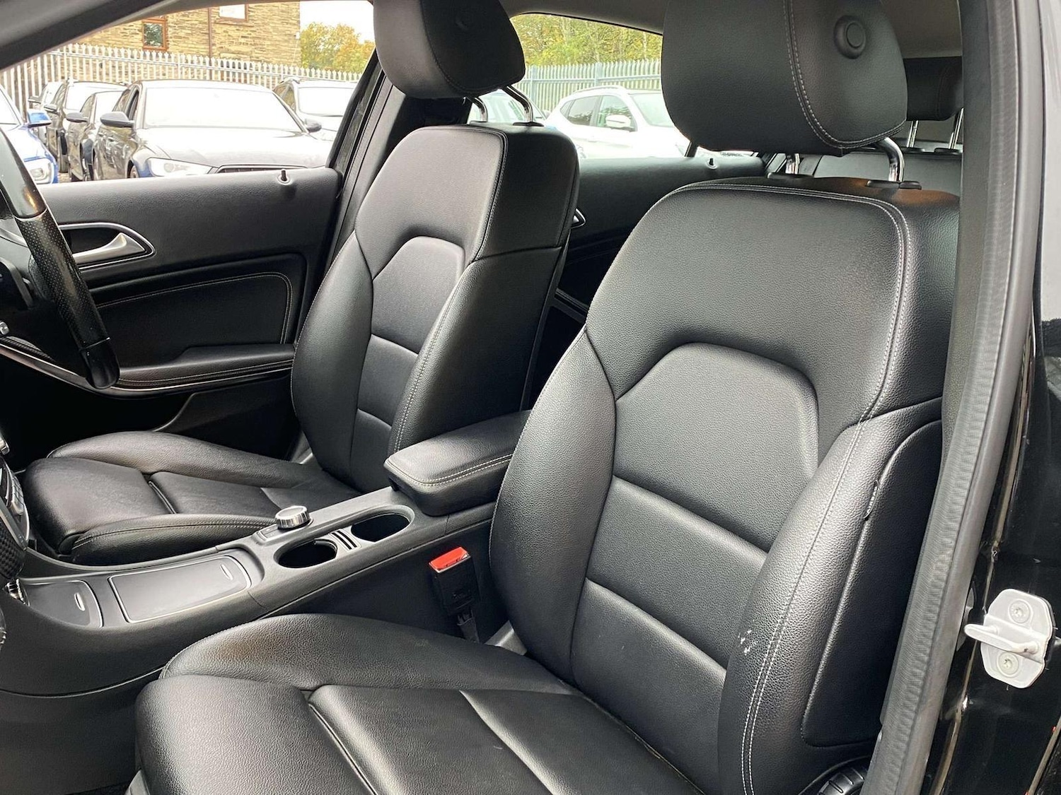 Used Mercedes-Benz A-Class 2017 for sale - 76425771: Photo 6