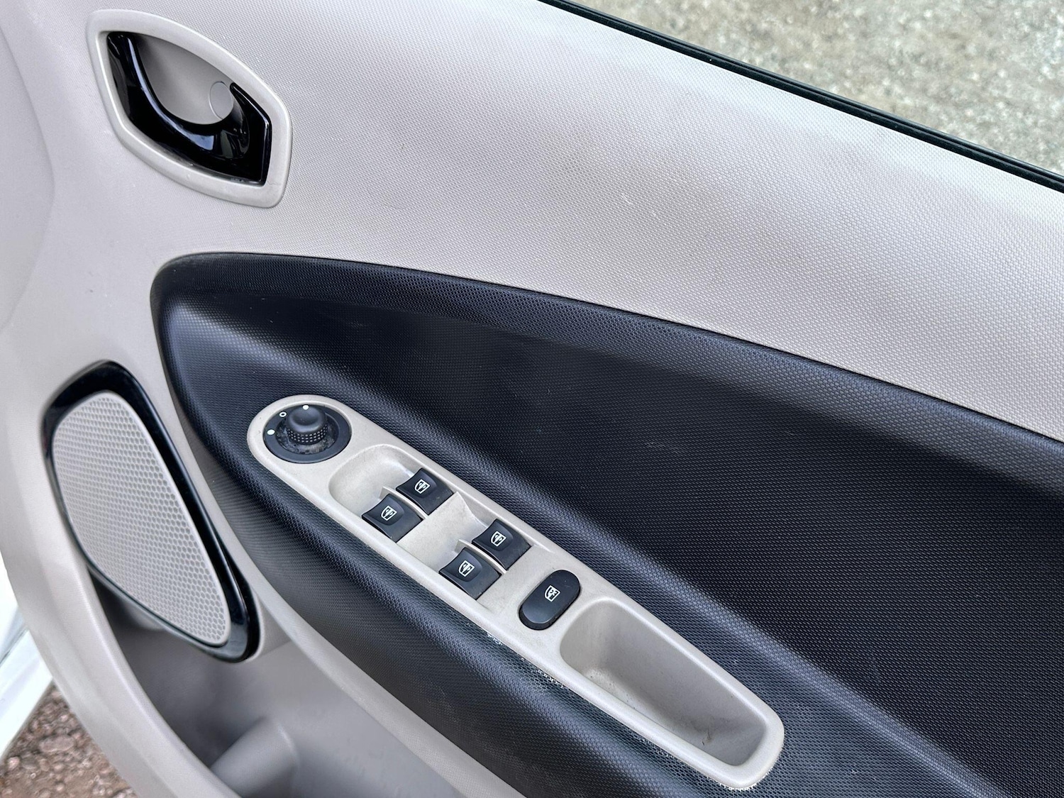 Used Renault Zoe for sale - 76656968: Photo 16