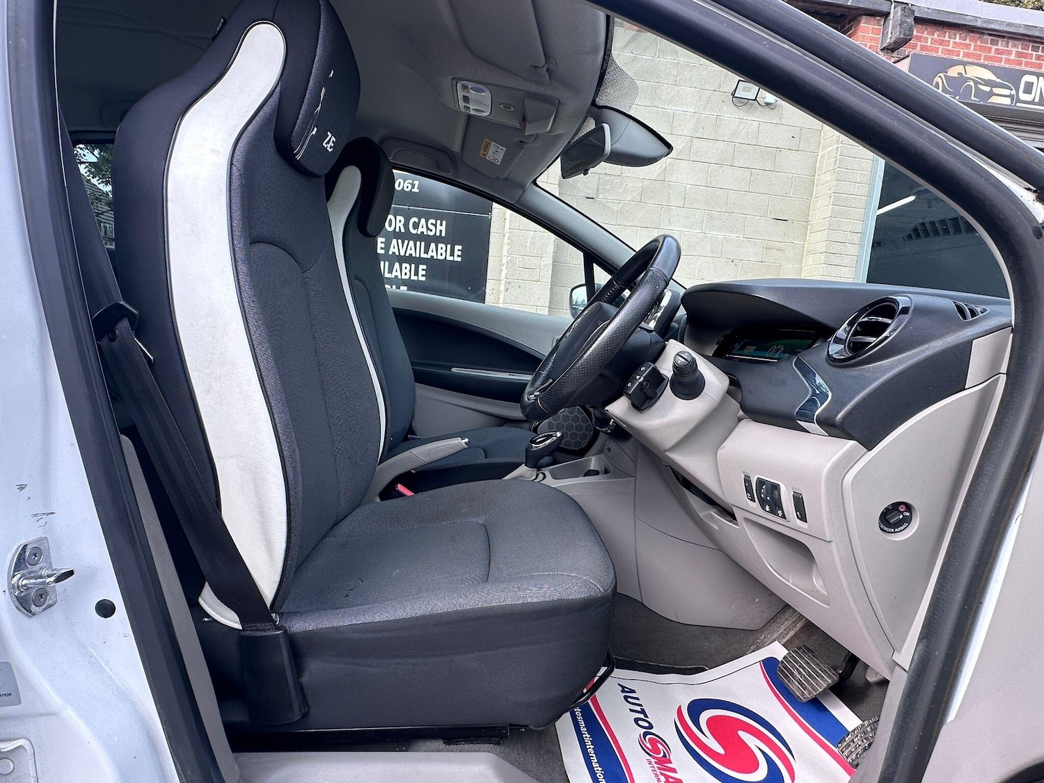 Used Renault Zoe for sale - 76656968: Photo 21