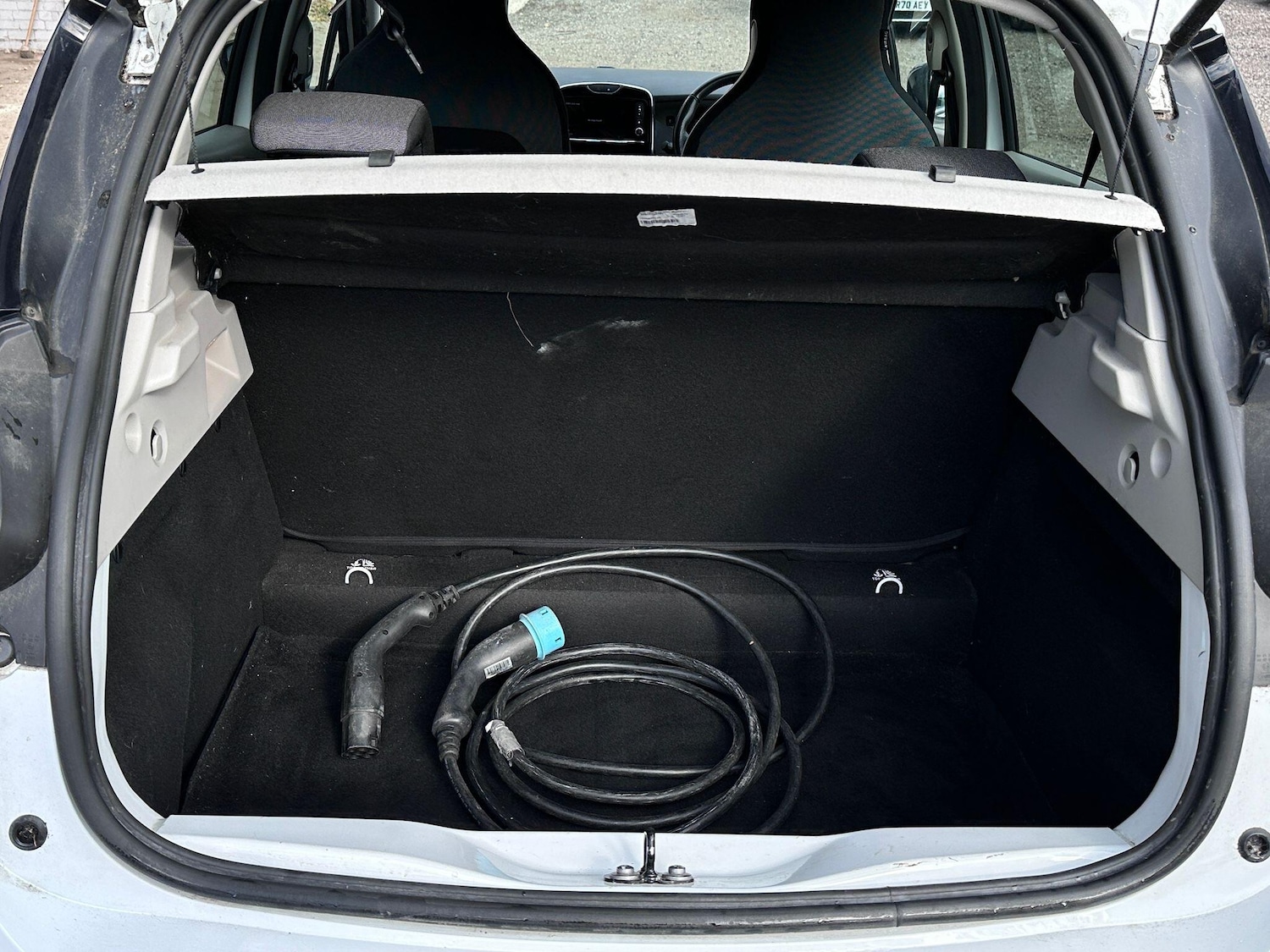 Used Renault Zoe for sale - 76656968: Photo 8