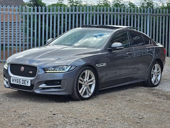 Used Jaguar XE 2016 for sale - 78548547: Photo