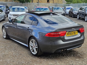 Used Jaguar XE 2016 for sale - 78548547: Photo